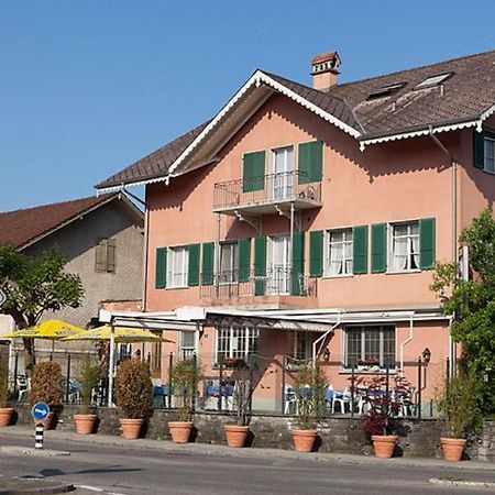 Hotel Hippel Krone Kerzers Exterior foto
