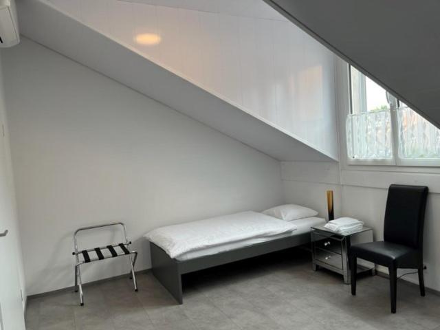 Hotel Hippel Krone Kerzers Exterior foto