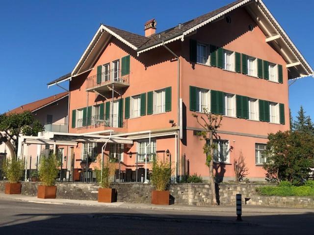 Hotel Hippel Krone Kerzers Exterior foto